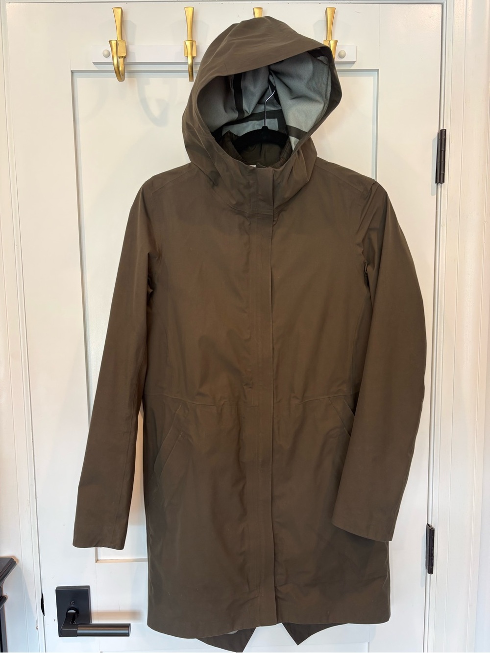 lululemon athletica Women's Hooded Insulated  Rain Trench Coat - Olive
